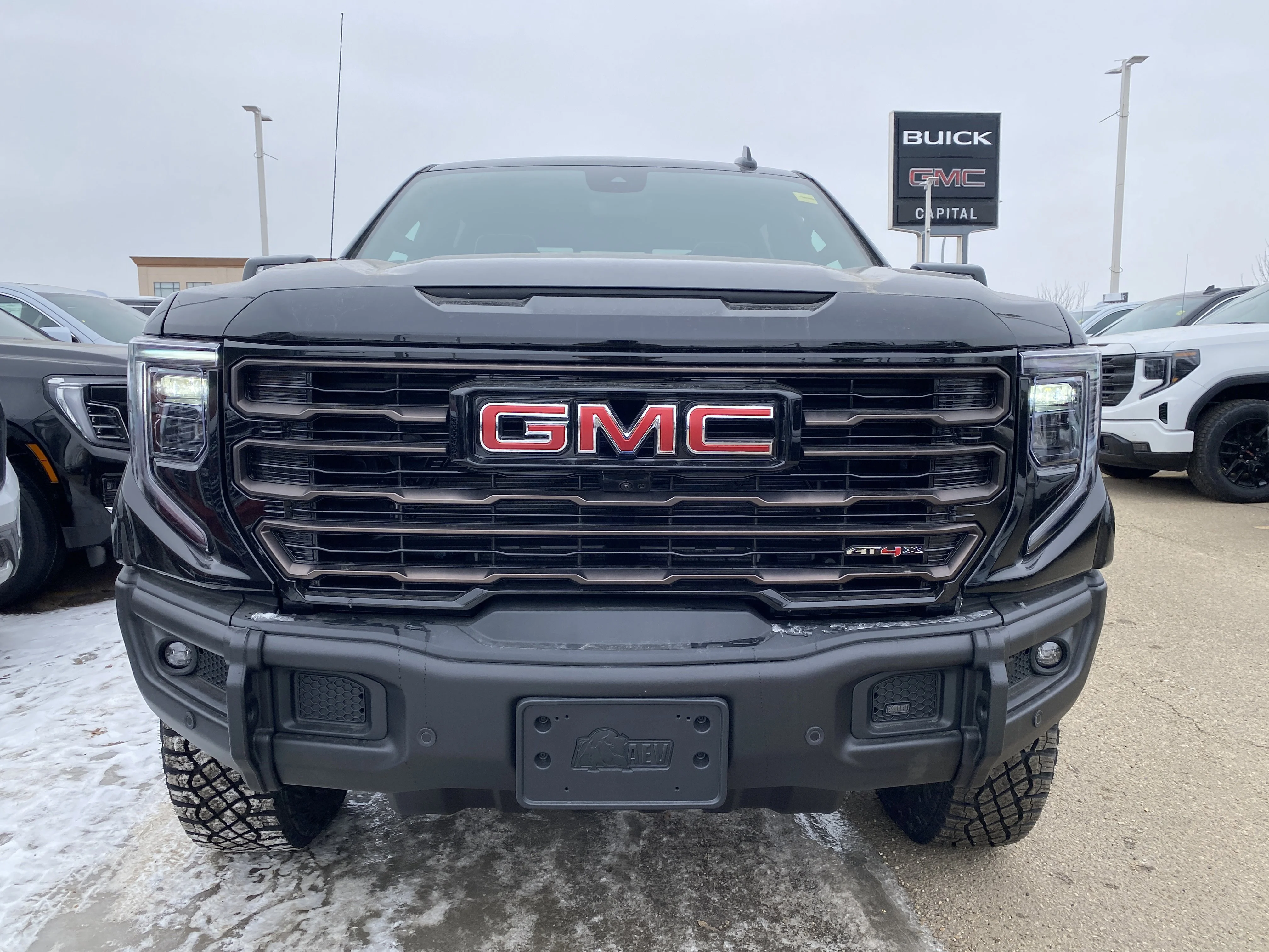 New 2026 ONYX BLACK GMC AT4X image 9