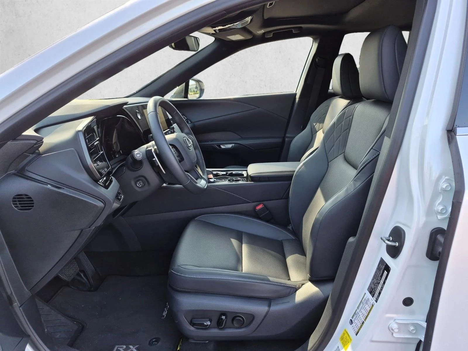 Certified Used 2025 Eminent White Pearl Lexus RX 350 image 12