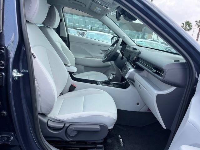 New 2026 Blue Hyundai SEL Sport FWD image 22