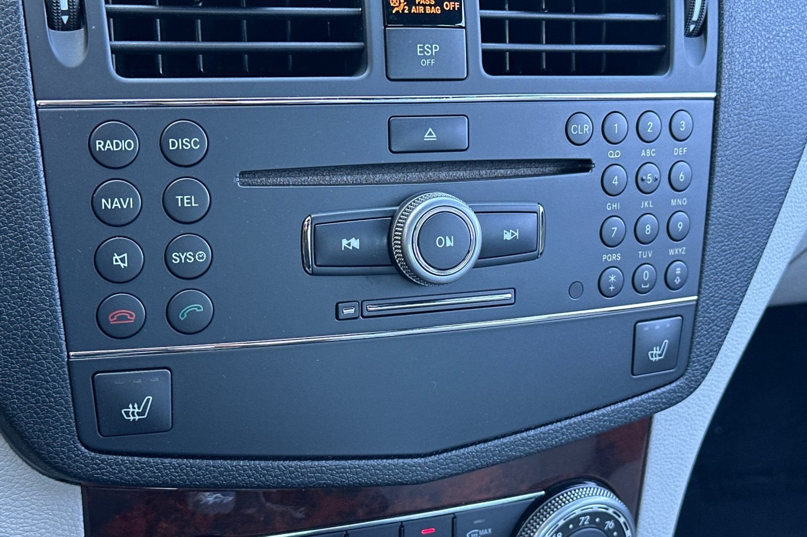 Used 2009 Silver Mercedes-Benz C 300 image 19