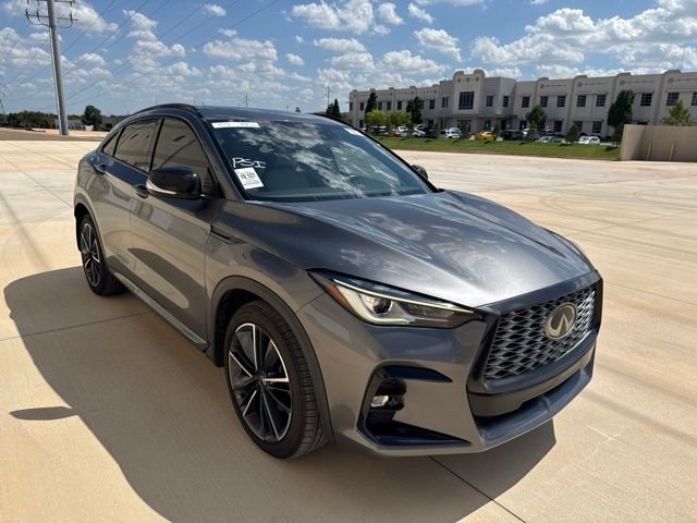 Used 2023 Gray INFINITI LUXE image 3