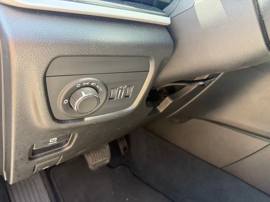 Certified Used 2023 White/off-white Jeep Laredo image 19
