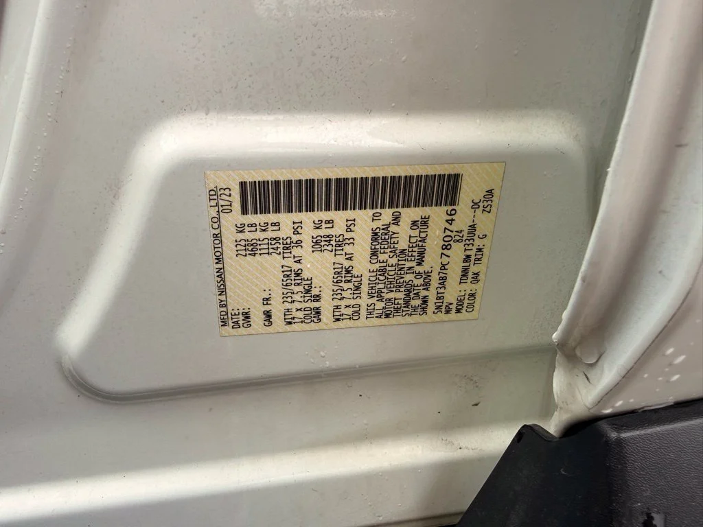 Used 2023 White Nissan S image 23