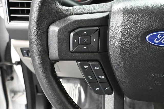 Used 2020 White Ford XLT image 21