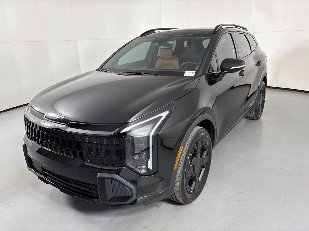 New 2027 Black Kia X-Line image 4