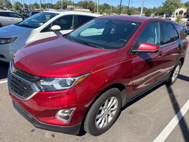 Used 2018 Chevrolet Equinox LT with VIN 2GNAXSEV8J6178271 for sale in Southaven, MS