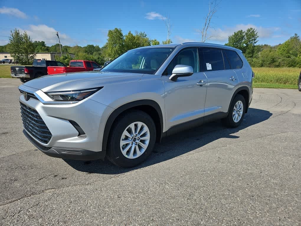 New 2026 Celestial Silver Metallic Toyota Hybrid XLE image 2