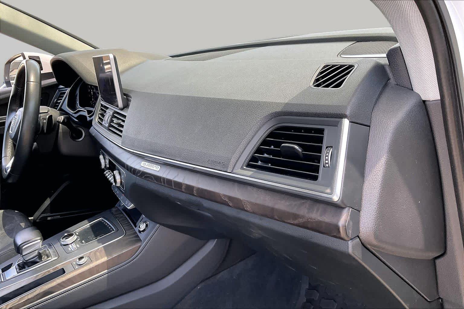Used 2019 Ibis White Audi Premium Plus image 19