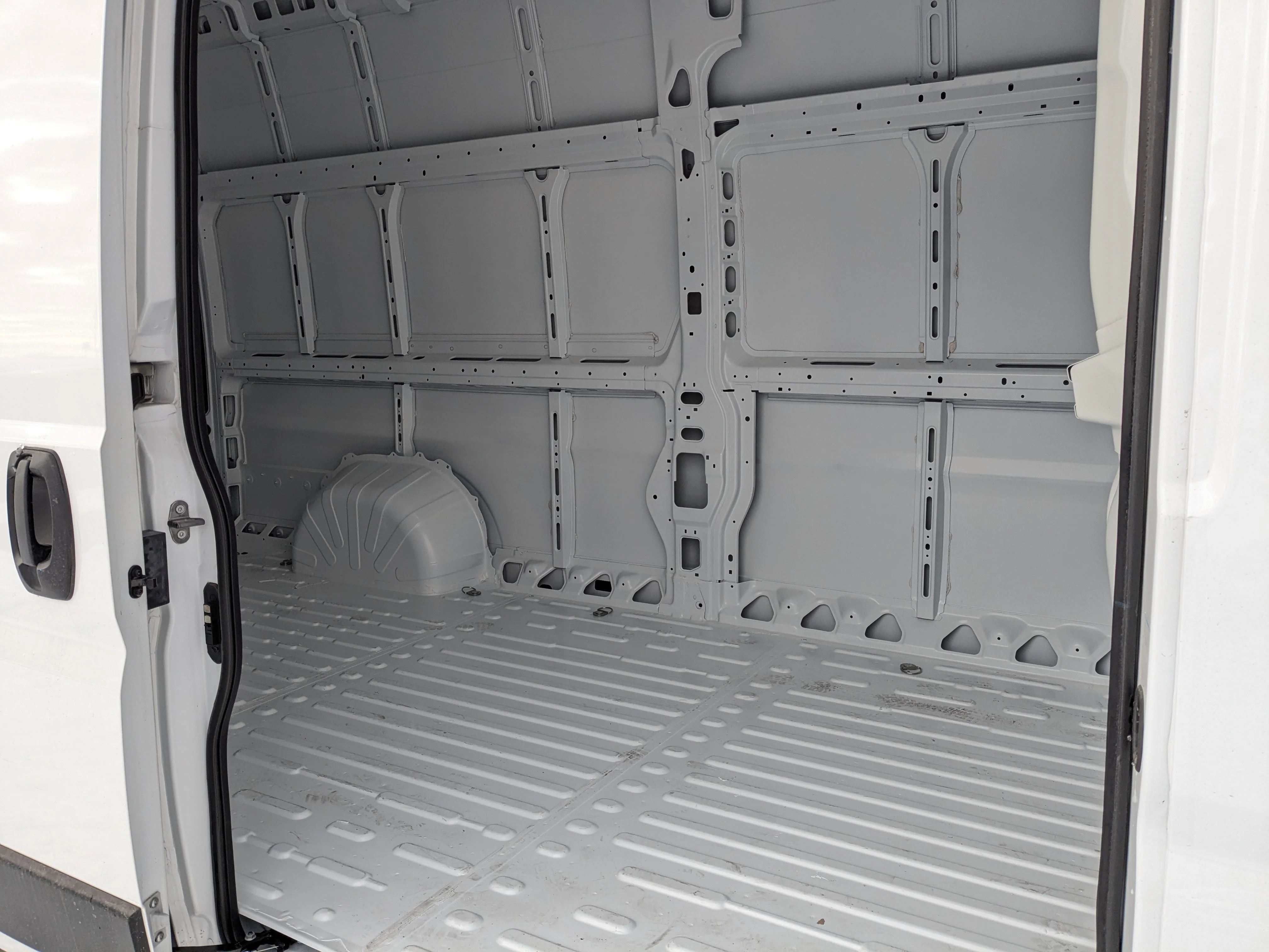 New 2026 White RAM SLT - - Super High Roof - Package 22G - LED Headlamps - Cargo Partition - Remote Start & tons more! image 25