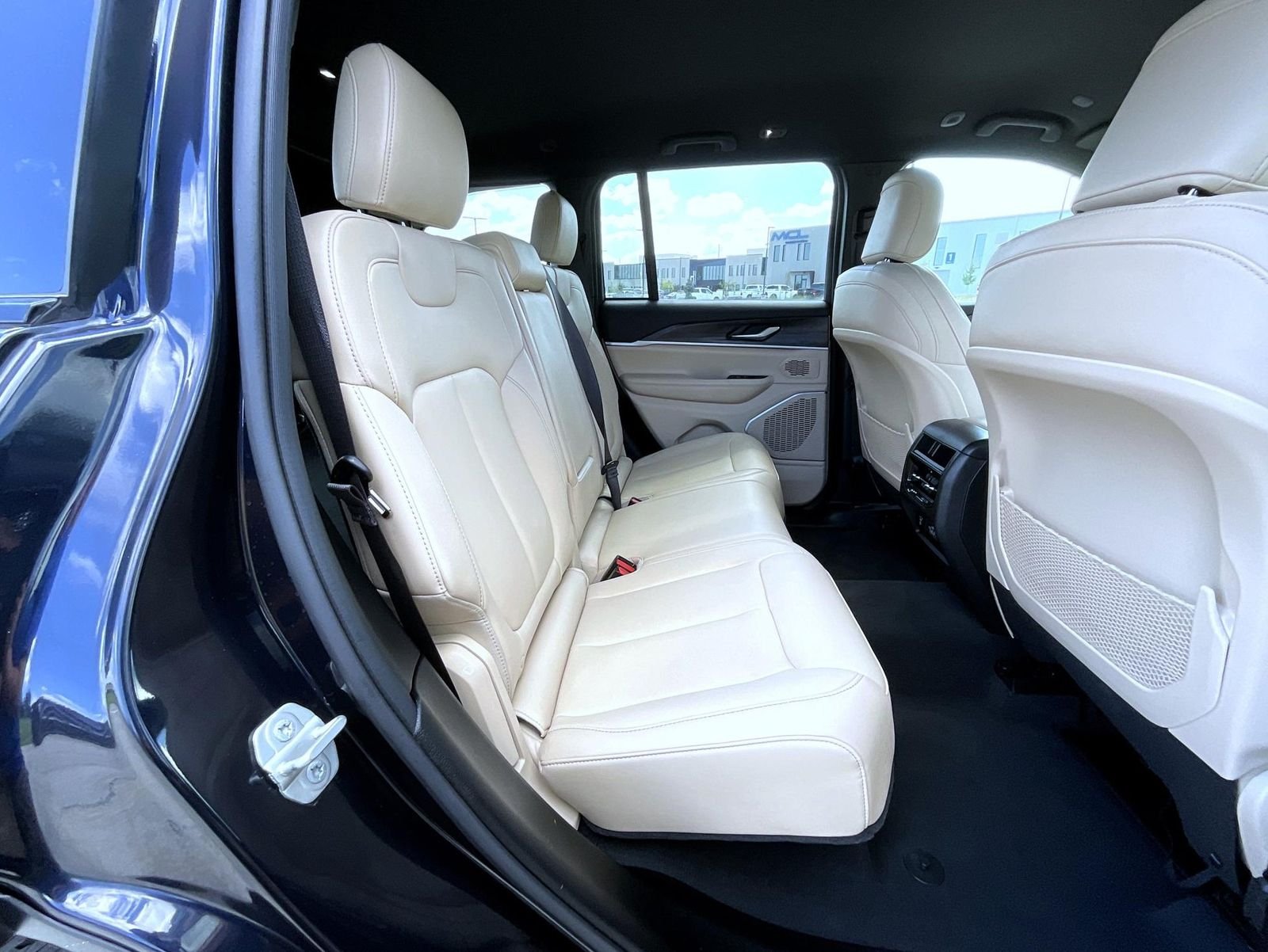 Used 2023 Black Jeep Limited image 19
