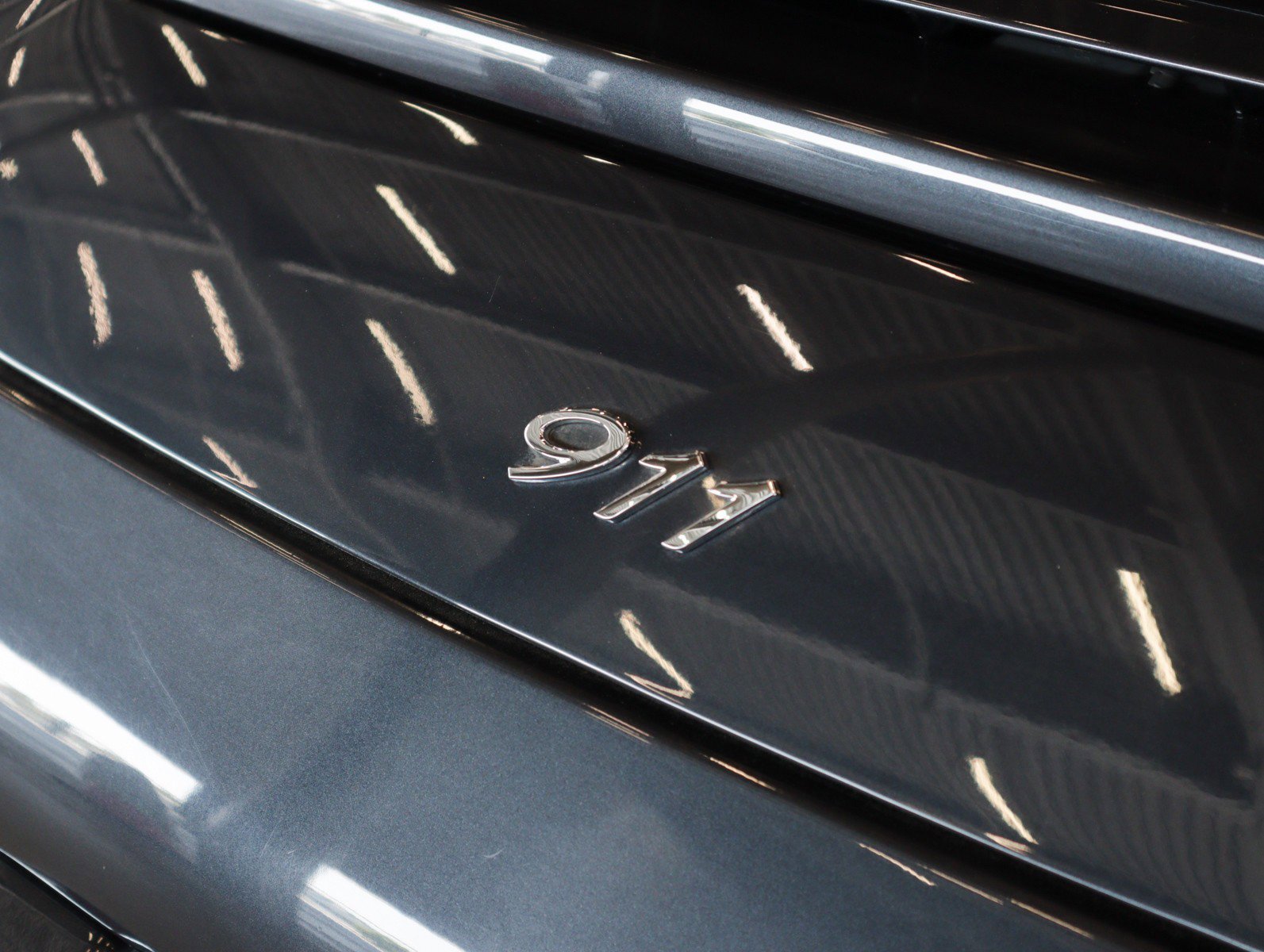 Used 2009 Atlas Grey Metallic Porsche Cpe Carrera w/PDK transmission image 23