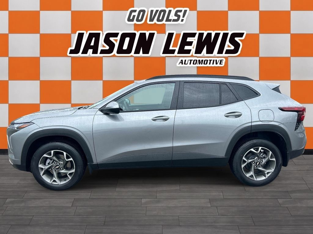 Used 2025 Sterling Gray Metallic Chevrolet LT image 7