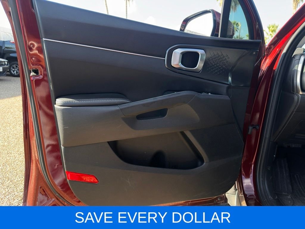 Used 2025 Red Kia S image 6