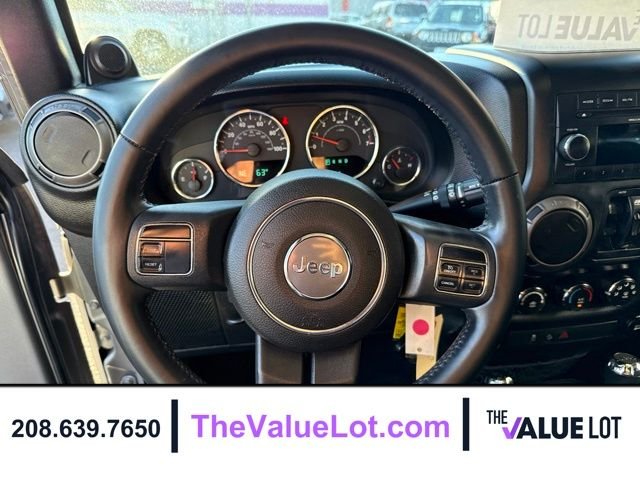 Used 2014 Gray Jeep Unlimited Sport image 20