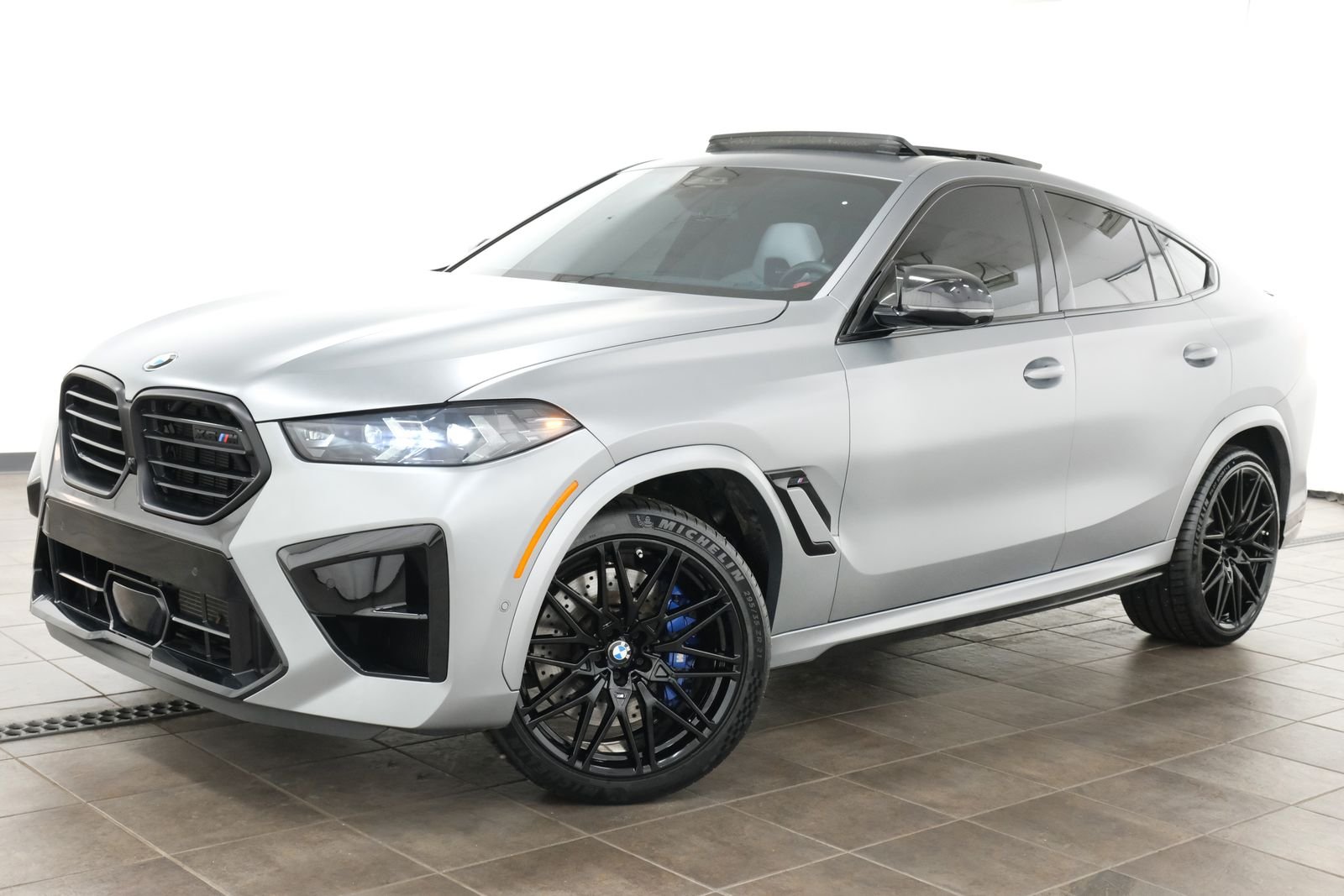 2024 BMW X6 M Competition's photo
