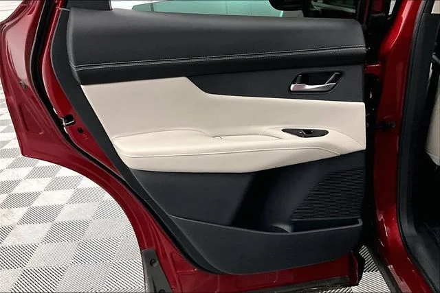 New 2025 Scarlet Ember Tintcoat/Super Black Nissan SL image 33