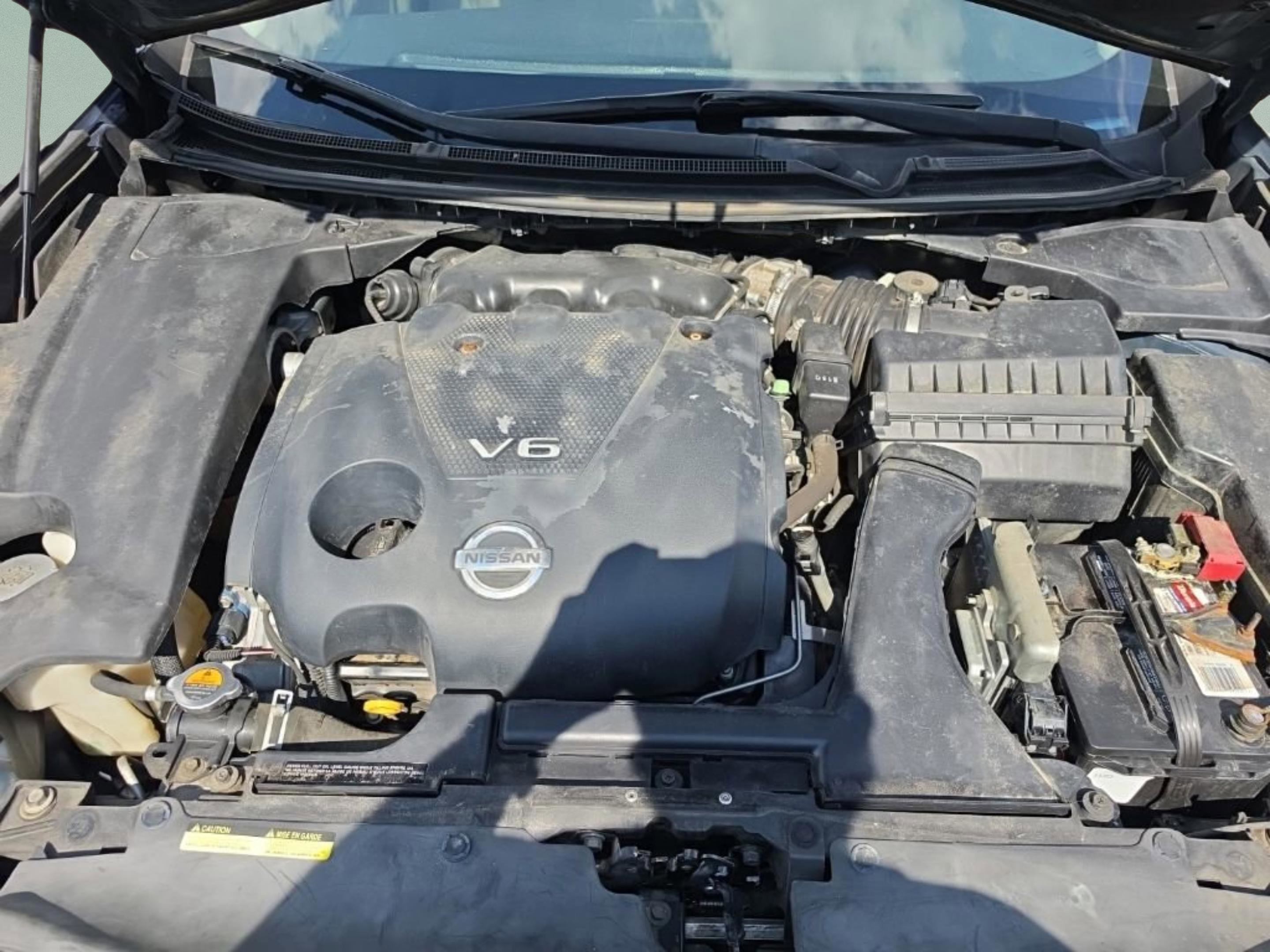 Used 2013 Blue Nissan 3.5 SV image 9