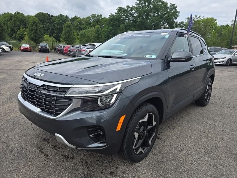 Used 2024 Gray Kia EX image 3