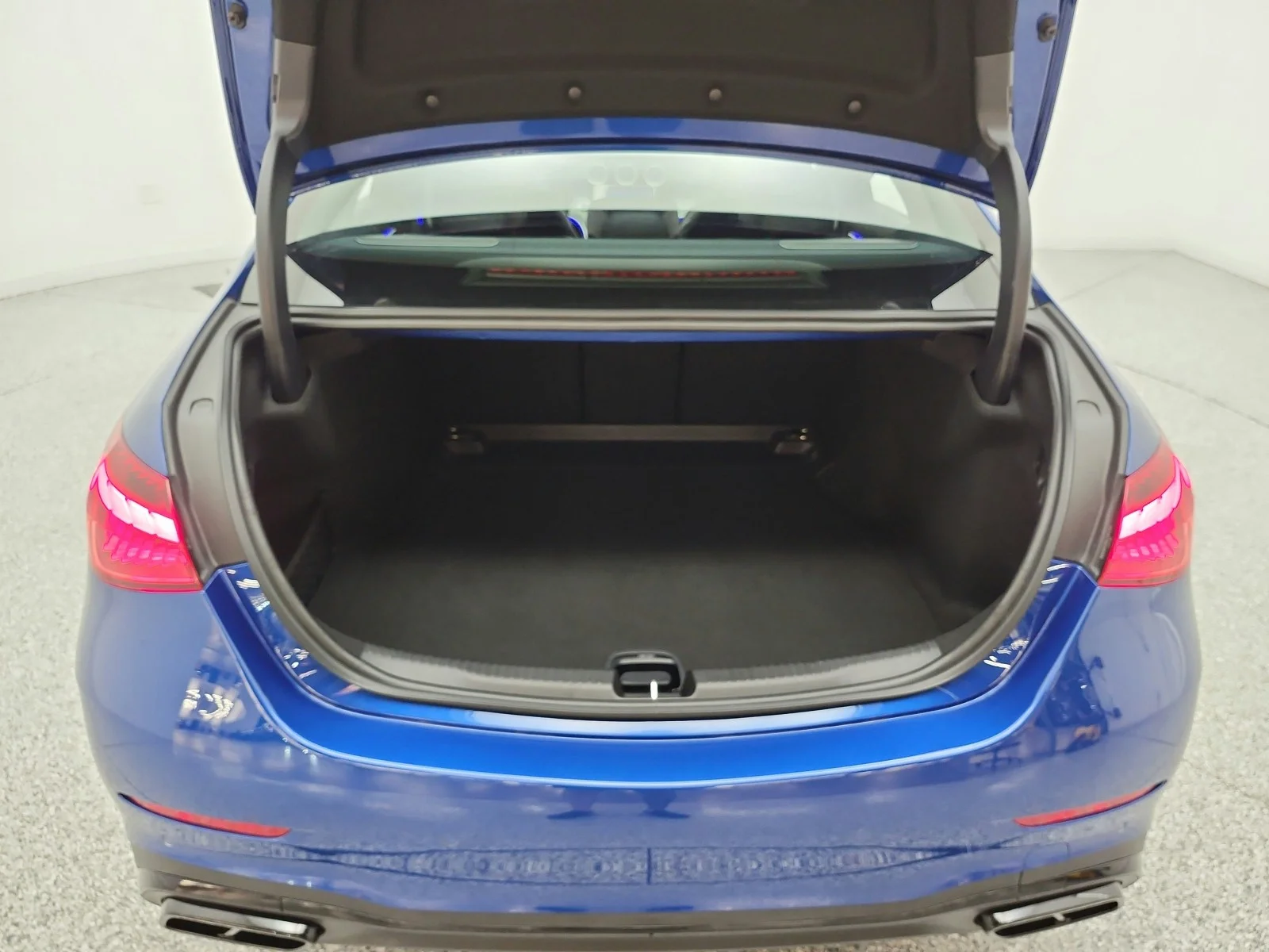 Used 2022 Starling Blue Metallic Mercedes-Benz C 300 Sedan image 18