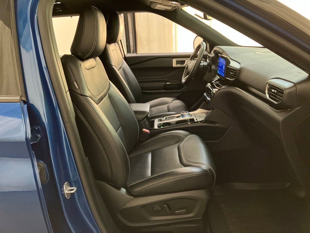 Used 2022 Blue Ford ST image 21