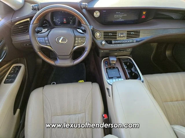 Used 2018 White Lexus 500 Base image 13