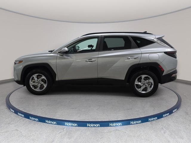 Used 2023 Silver Hyundai SEL image 9