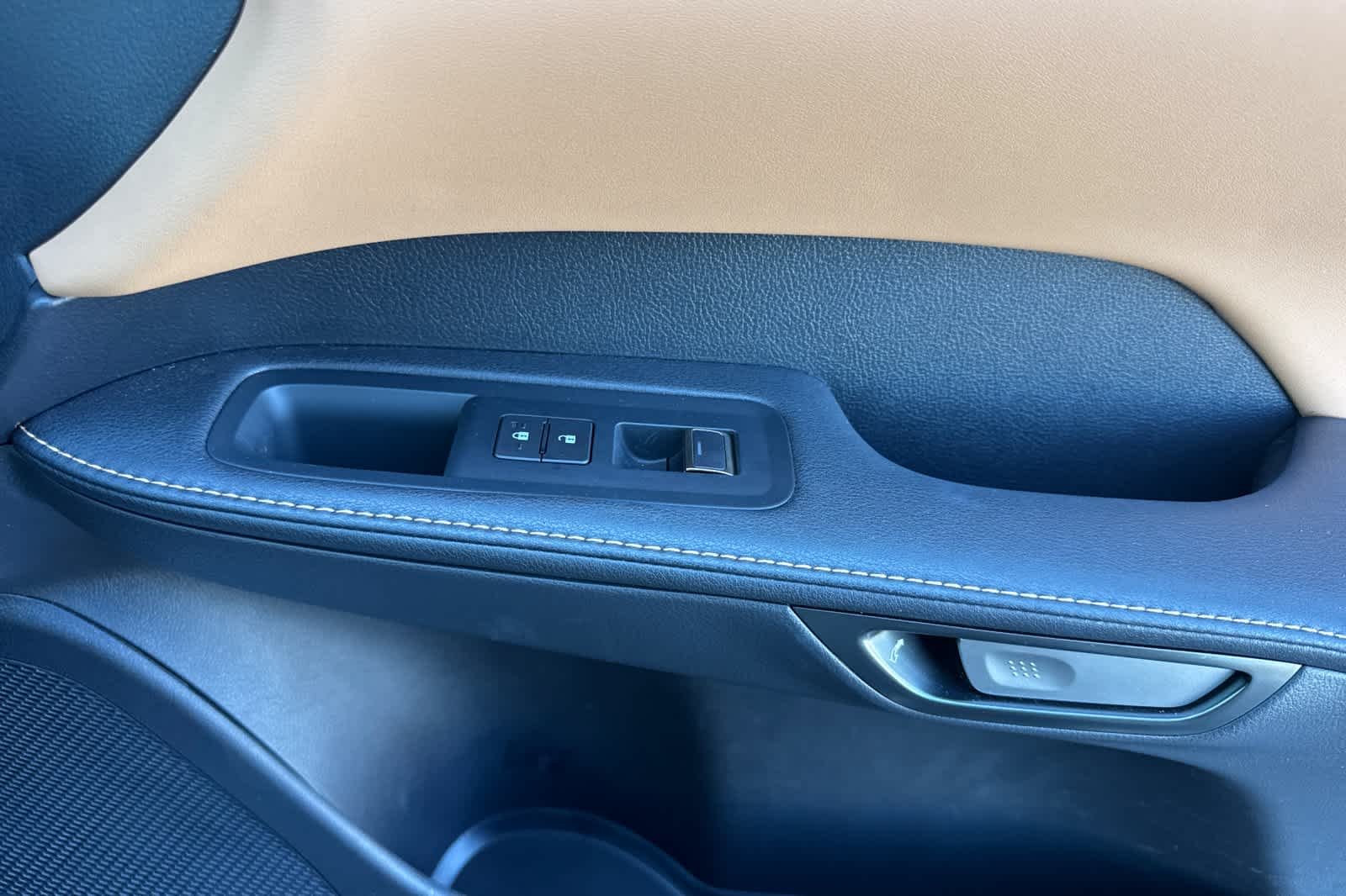 Certified Used 2026 Iridium Lexus Premium image 18