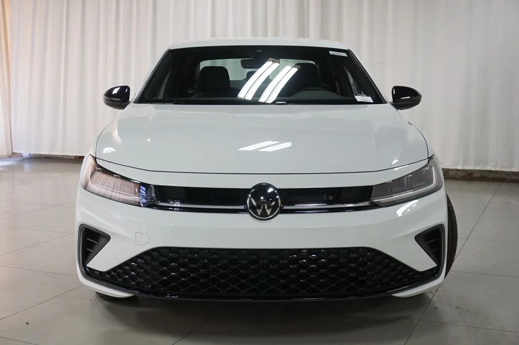 New 2026 White Volkswagen 1.5T Sport image 5