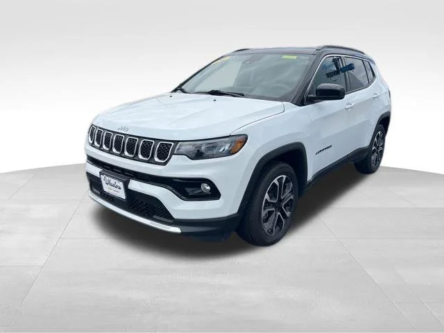 Used 2024 White Jeep Limited 4x4 image 1
