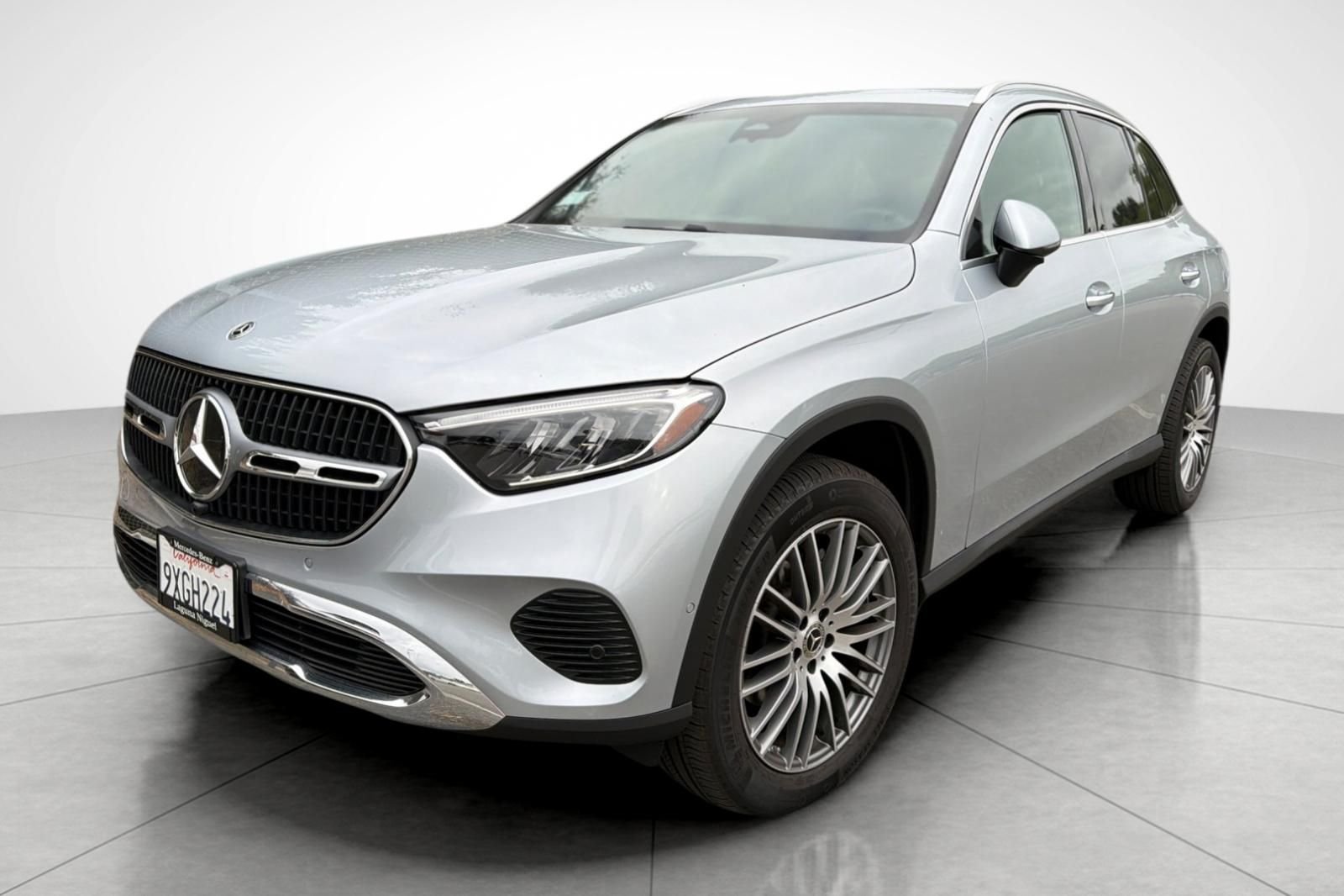 Courtesy Vehicle 2026 GLC 300 SUV