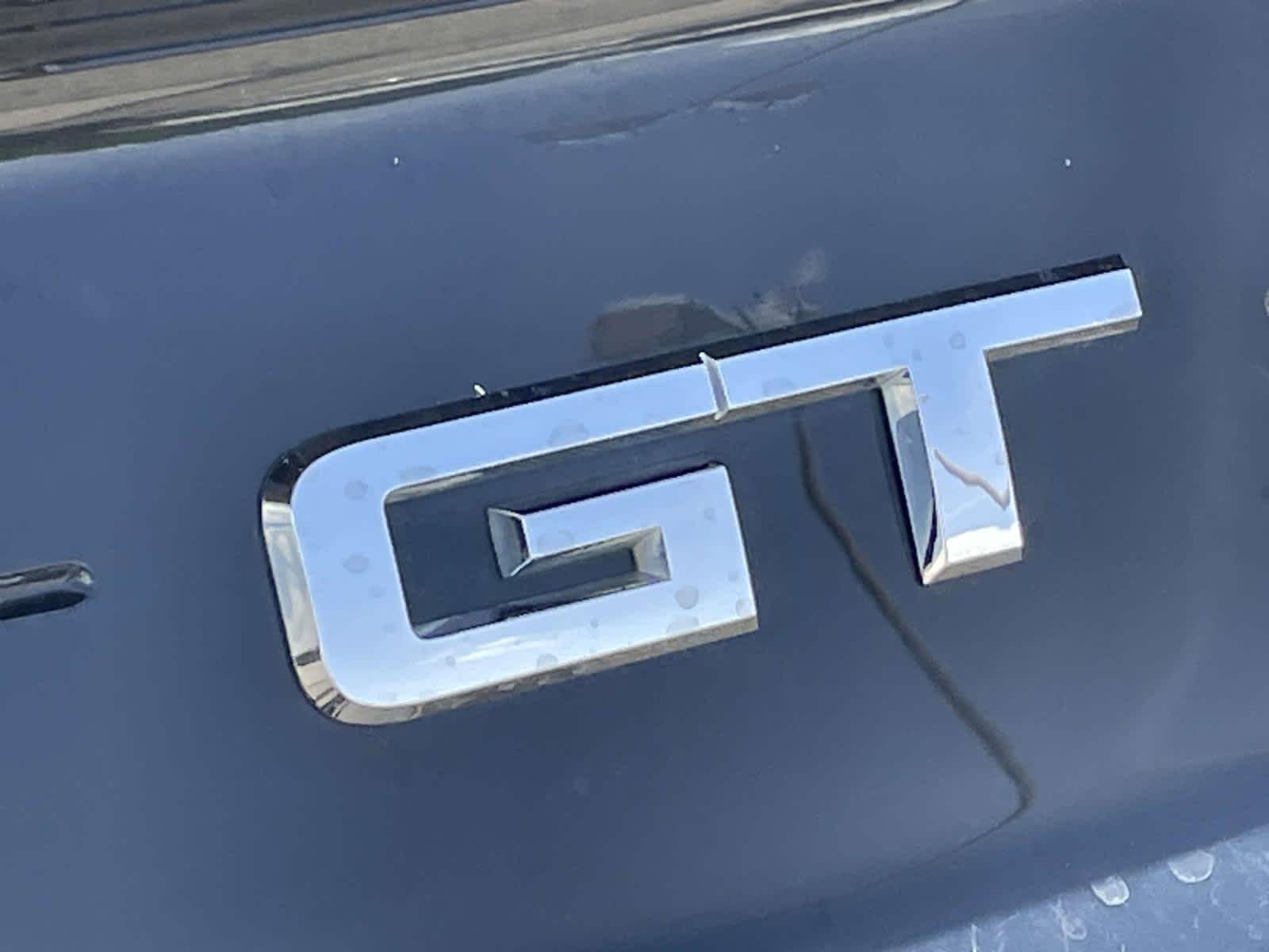 Used 2018 Lightning Blue Metallic Ford GT Premium image 19