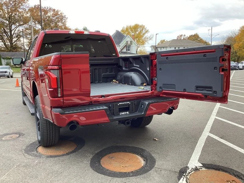 2025 Ford F-150 Lariat - Photo 11