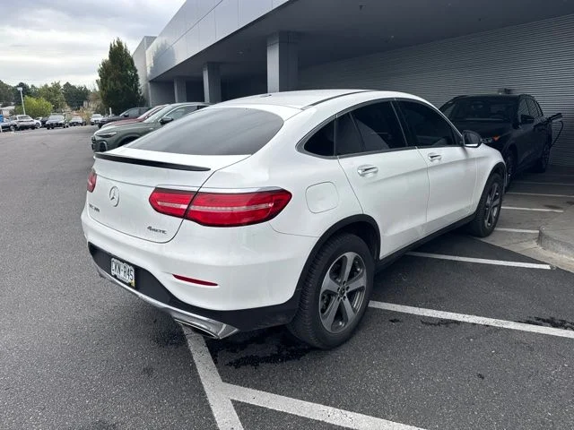 Used 2018 White Mercedes-Benz GLC 300 Coupe image 4