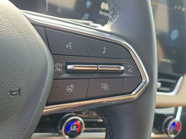 2027 Chevrolet Equinox ACTIV - Photo 25