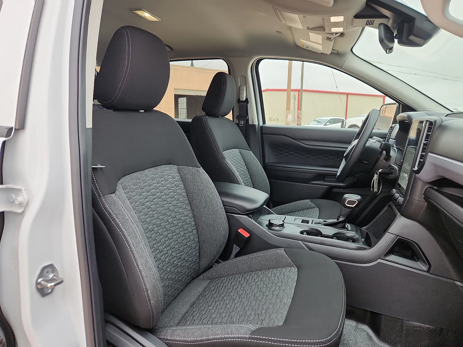New 2026 Oxford White Ford XL image 20