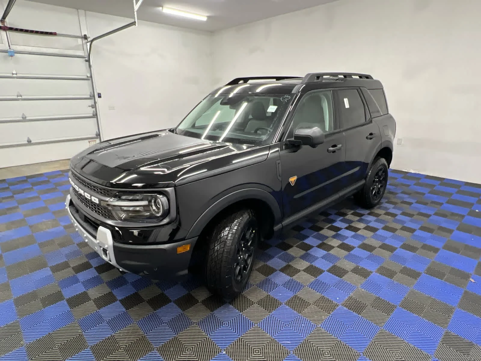 New 2026 Shadow Black Ford Badlands image 3