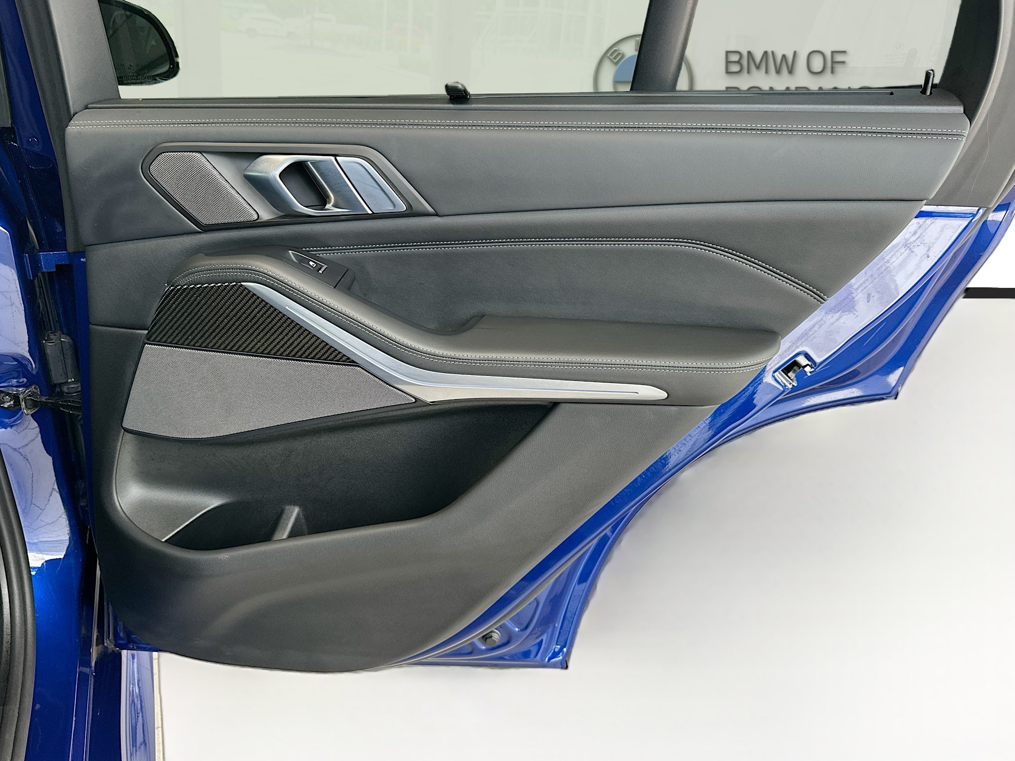 Used 2024 Marina Bay Blue Metallic BMW Competition image 27