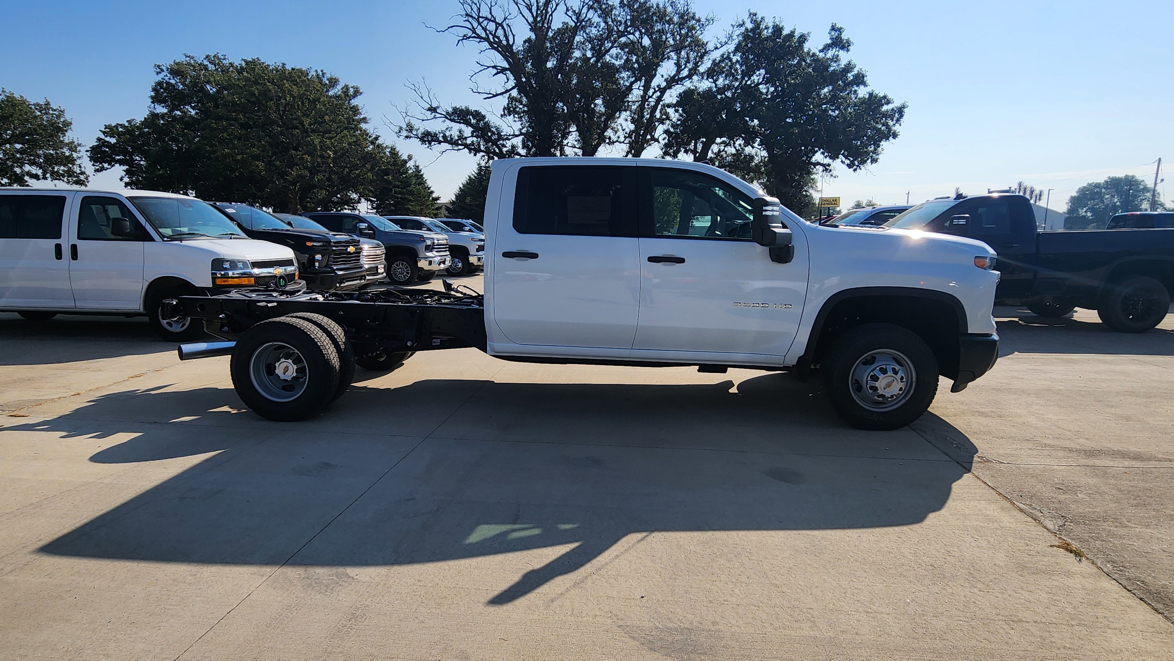 New 2026 Summit White Chevrolet Work Truck image 4