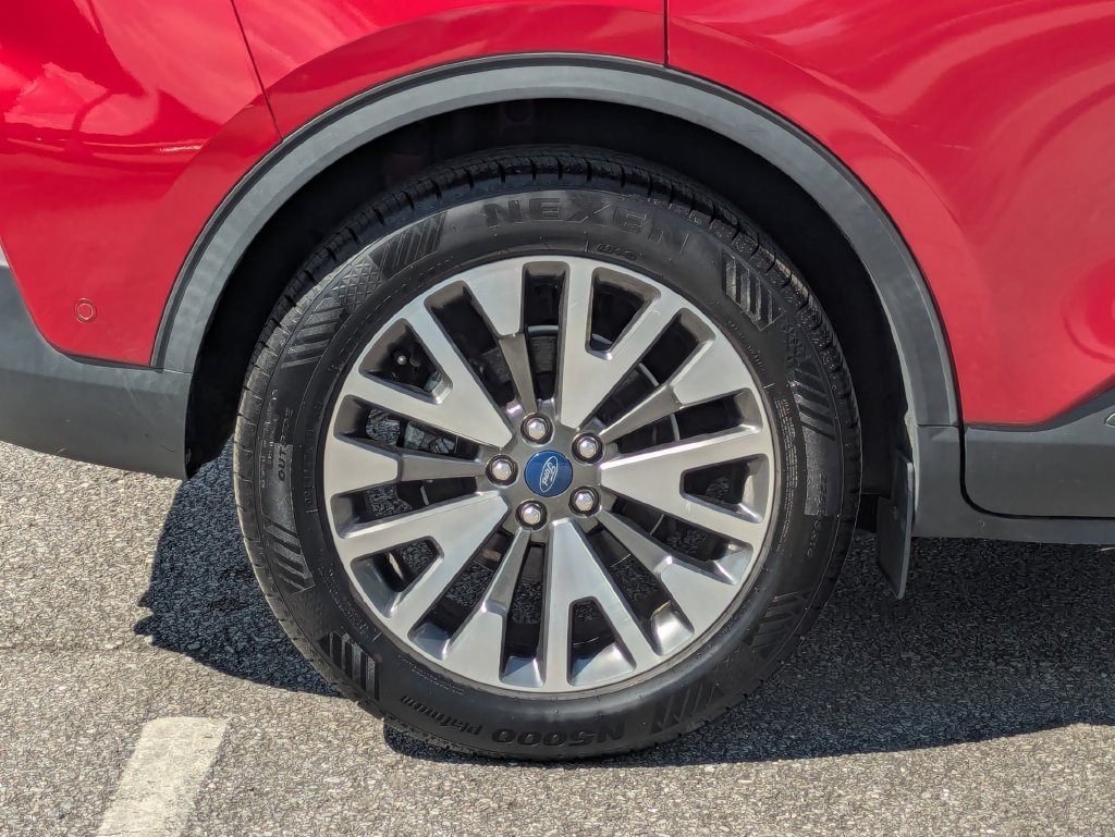 Used 2020 Red Ford Titanium image 9