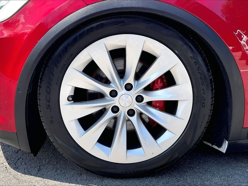 Used 2018 Red Tesla P100D image 22