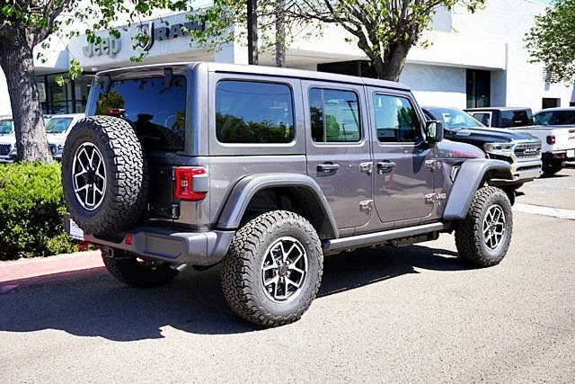 New 2026 Granite Crystal Metallic Clear-Coat Exterior Paint Jeep Rubicon image 8