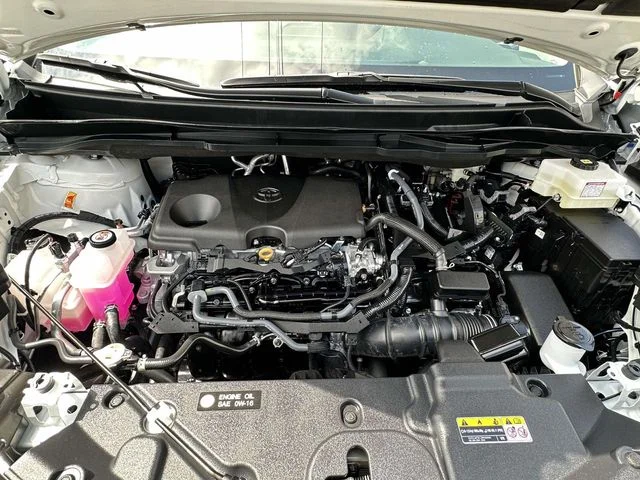 Used 2026 Ice Cap Toyota XLE image 13