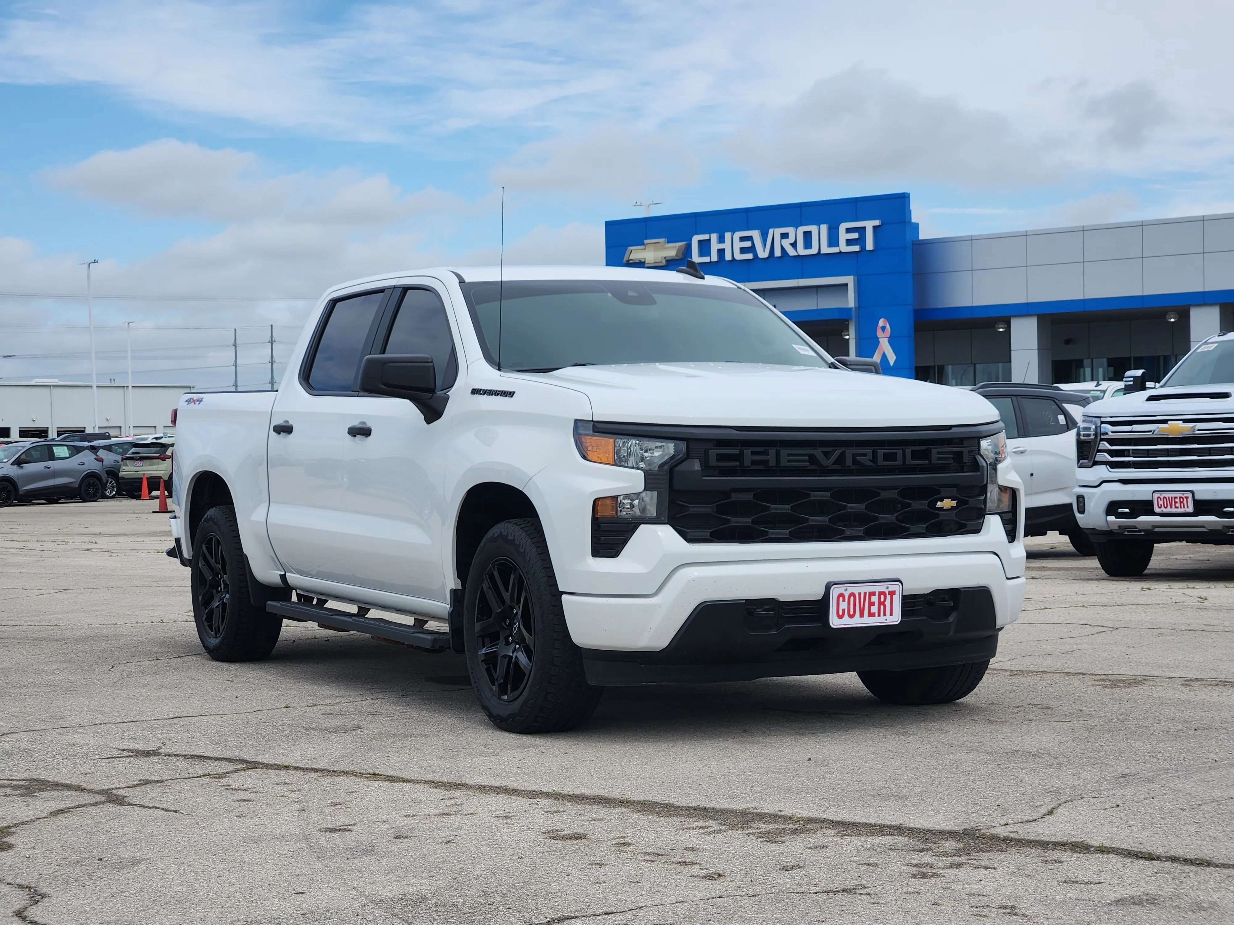 Used 2023 Summit White Chevrolet Custom image 3