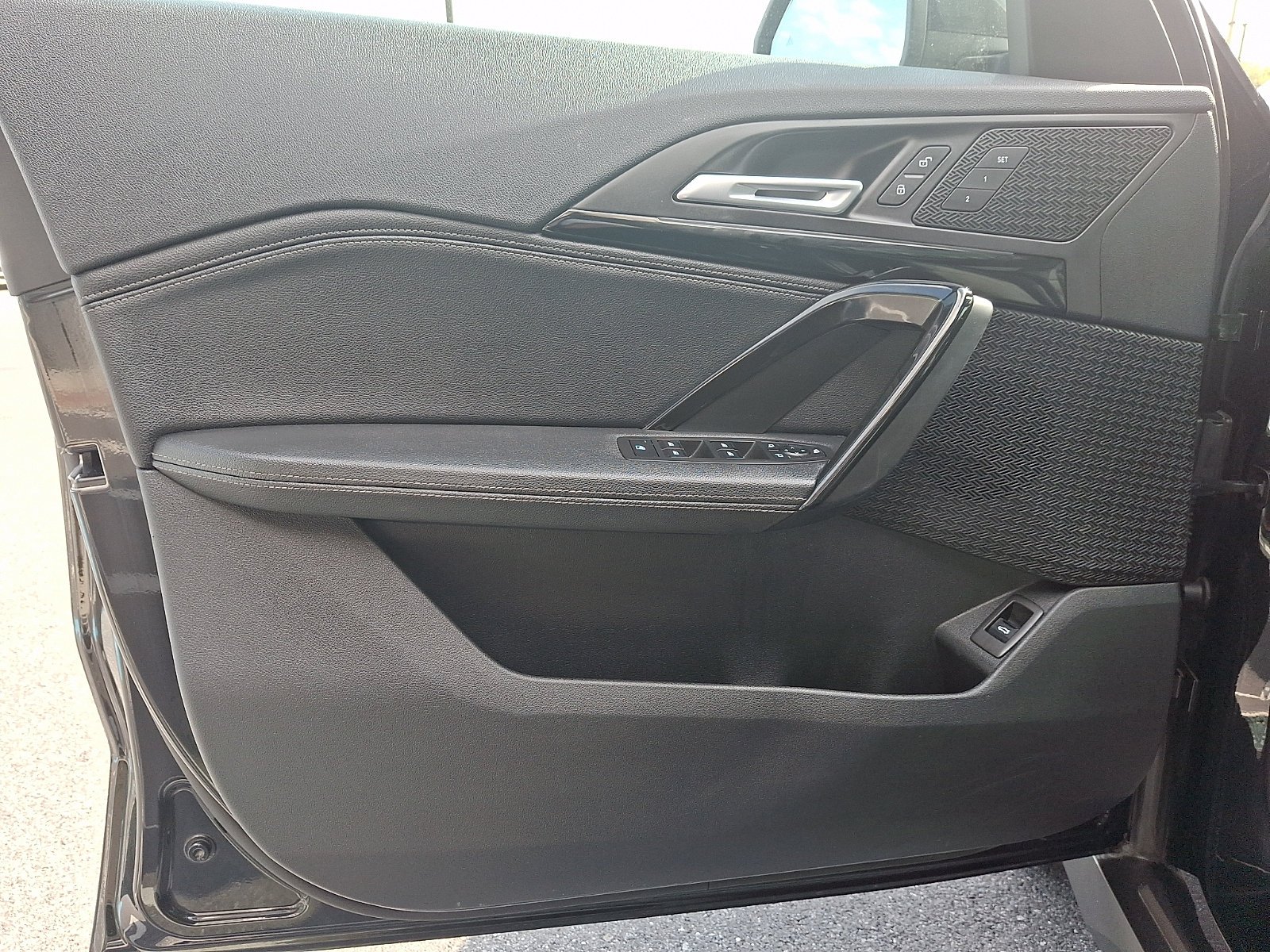 2023 BMW X1 28i - Photo 13