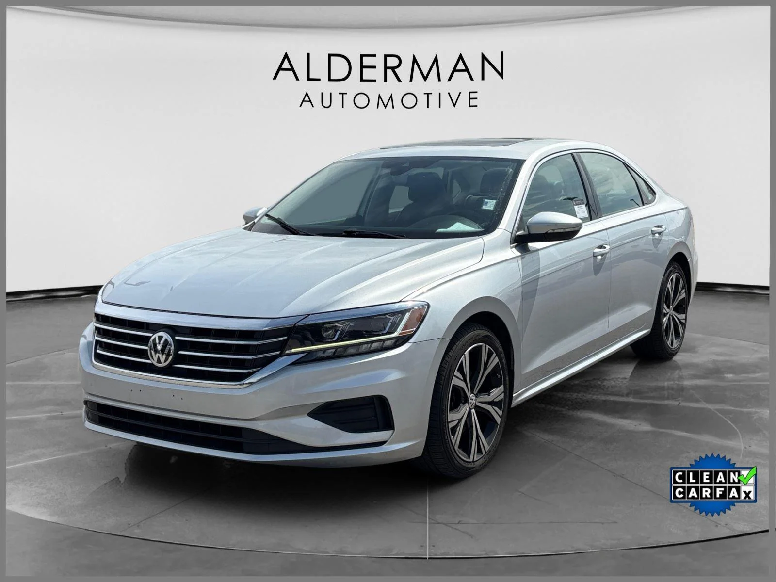 2021 Volkswagen Passat 2.0T SE Auto's photo