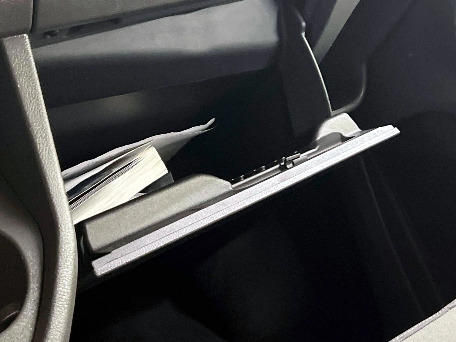 Used 2024 White Ford  image 30
