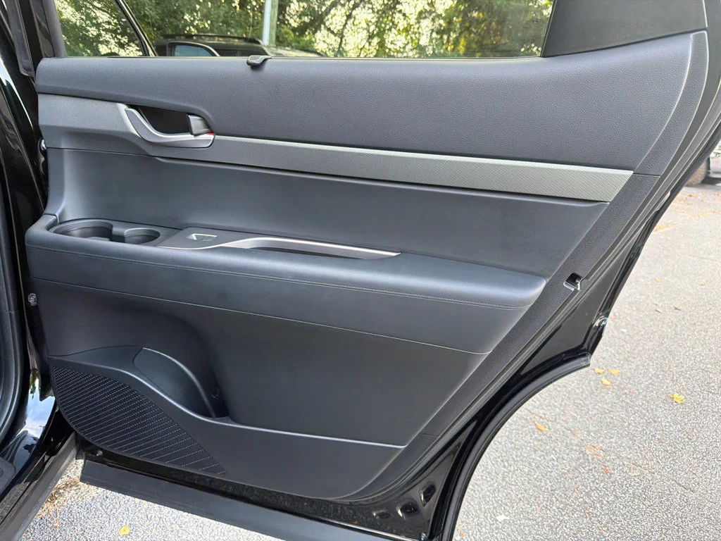 Used 2025 Black Hyundai XRT image 16