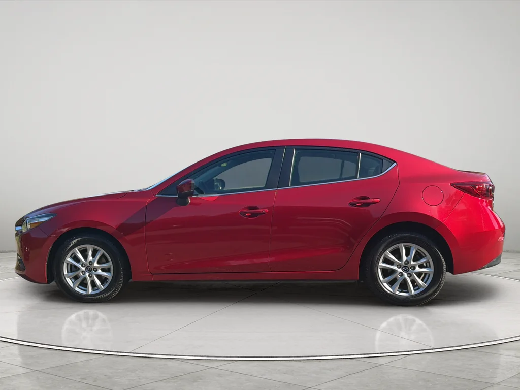 Used 2018 Red Metallic Mazda Sport image 4