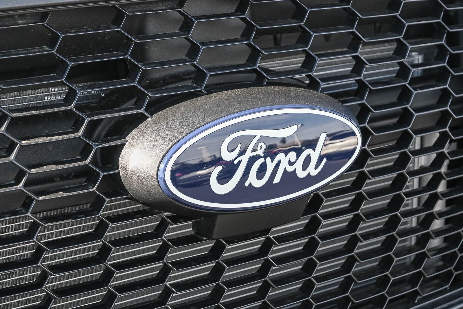 New 2026 Oxford White Ford Cargo Van image 11