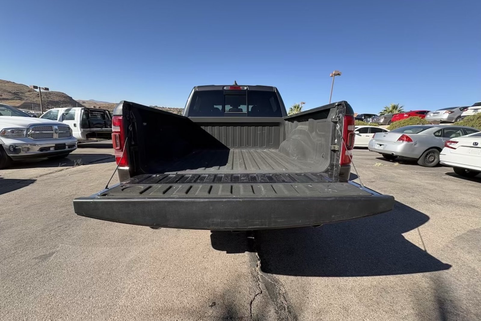 Used 2020 Granite Crystal Metallic Clearcoat Ram Big Horn image 5